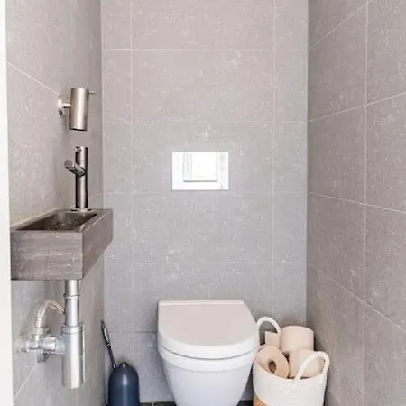 Apartment Beautifully Large In De Pijp! *
