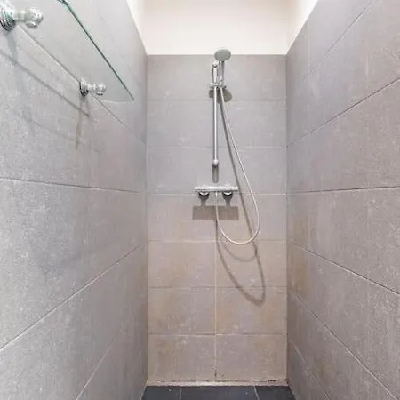 Beautifully Large In De Pijp! Apartment Amsterdam